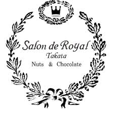 加工工場を併設した「サロンドロワイヤルタカタ本店」